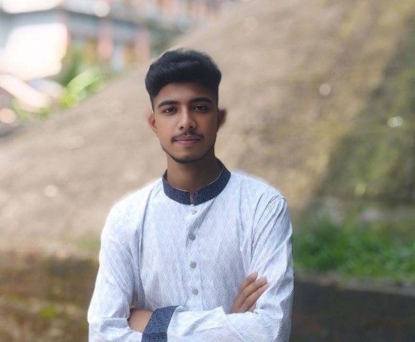 HASIBUL, 19, Ibicu