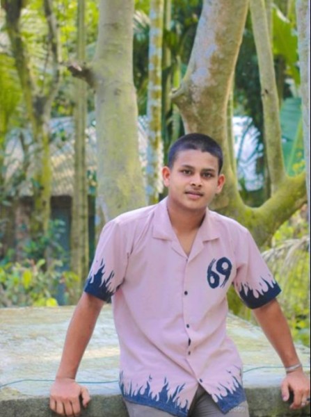 Prince sazzad, 18, Gurlan