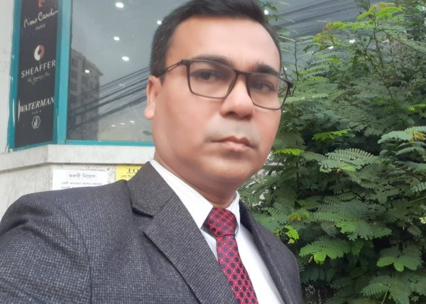 Md Mosharef Hossain, 48, Baretha