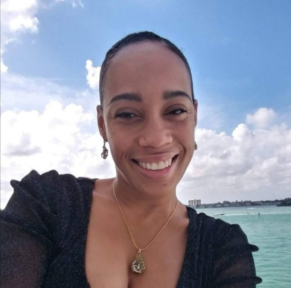 Bless Morrison, 39, Cuesmes