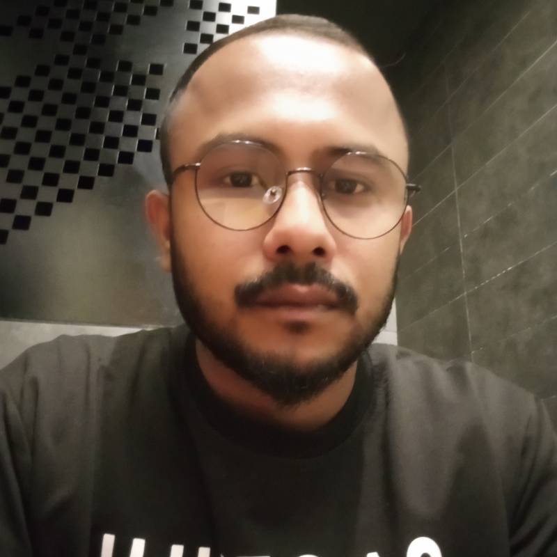 ariya, 27, Waterloo