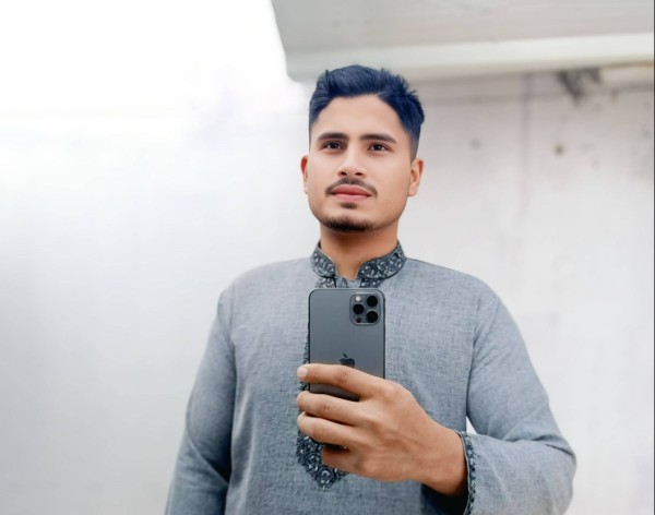 NAHIM, 26, Isa
