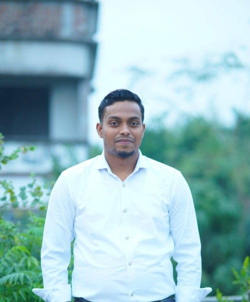 Akash, 29, Bala Cangamba