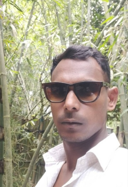 Alom, 25, Manavalakurichi
