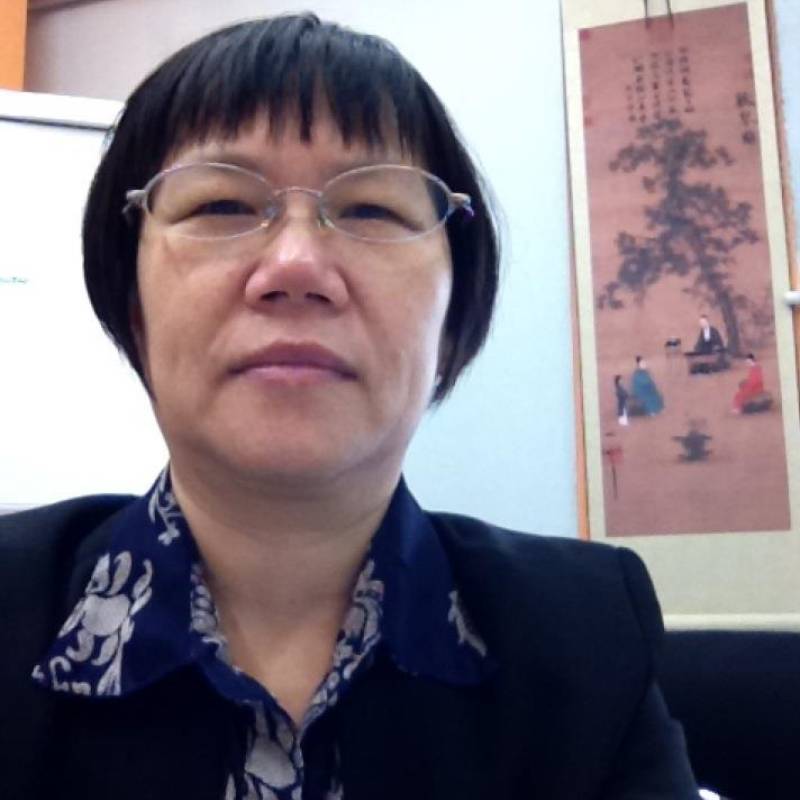 Lady Anna, 62, Spring
