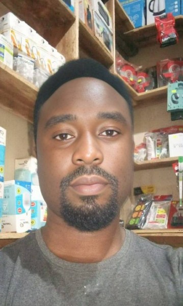 Stephen, 27, Sarauli