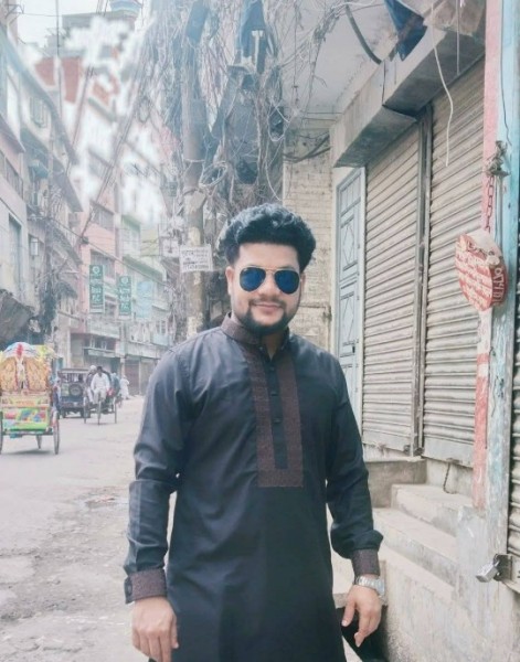 Md Samir, 35, Tutia