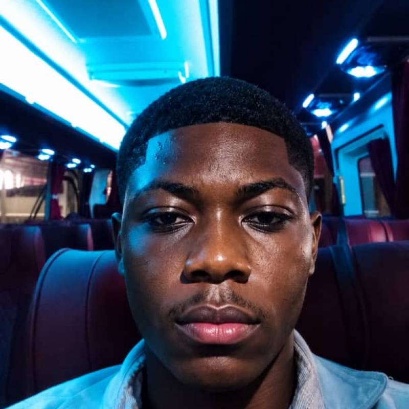 Young prince, 24, Elsen