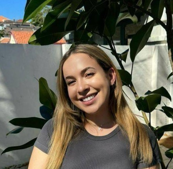 Jenna, 26, Imito