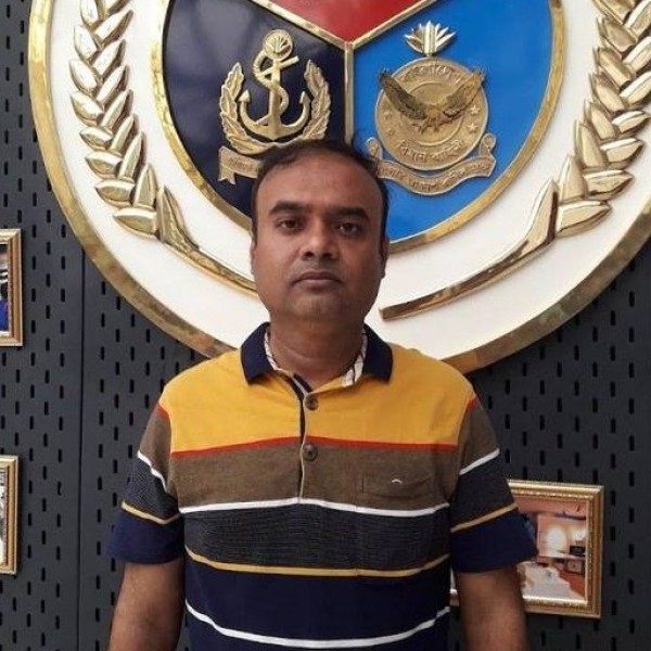 Ferdous, 36, Mag