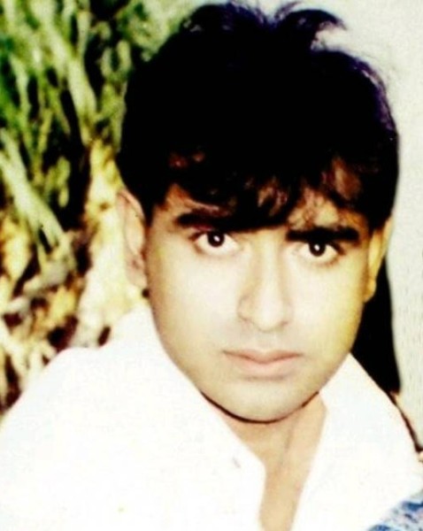 Mahmud, 20, Masis