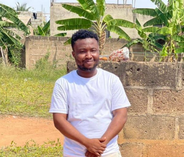 De Ragner, 30, Panitan