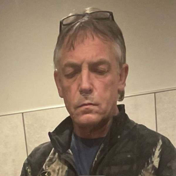Richard, 53, Methil