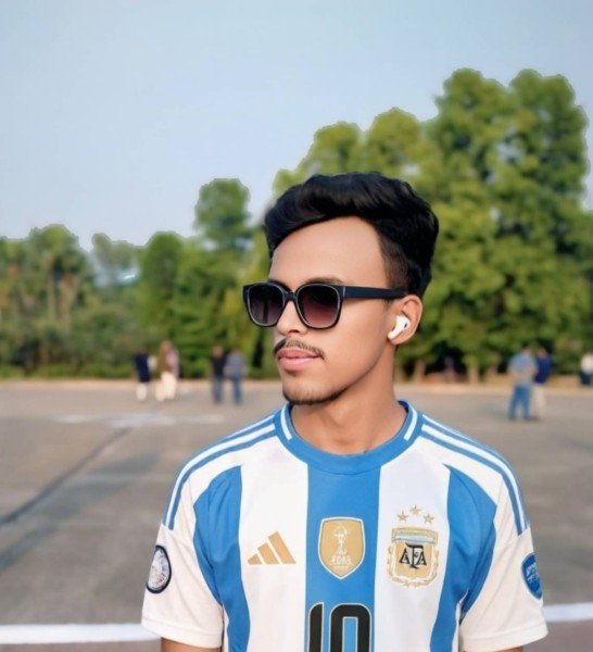 Nayem, 22, Pine