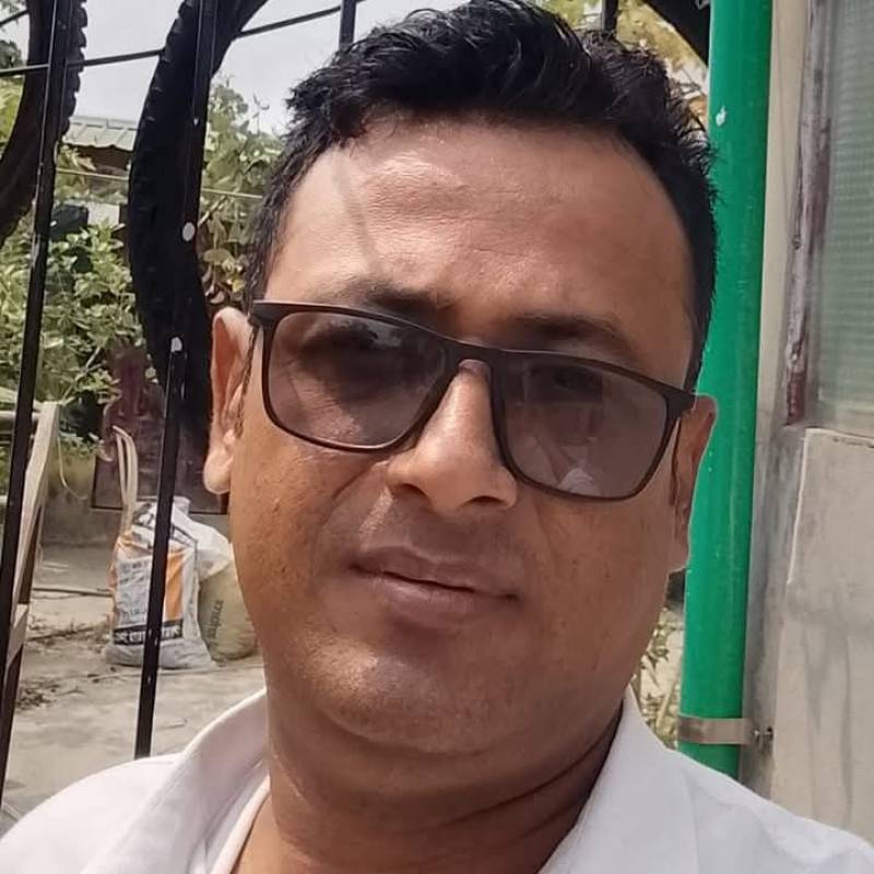 ab, 26, Raia