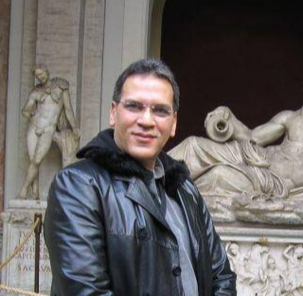 Ray, 61, Manambr
