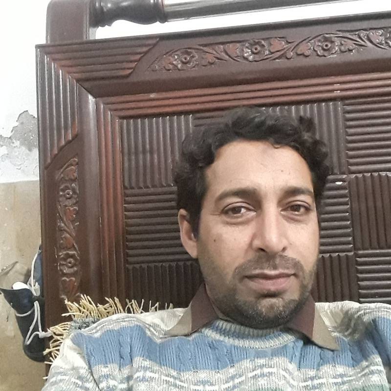 Aamir, 34, Chcy