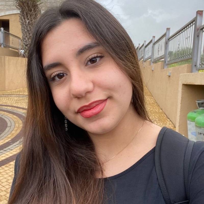 Sarah, 28, Timargara
