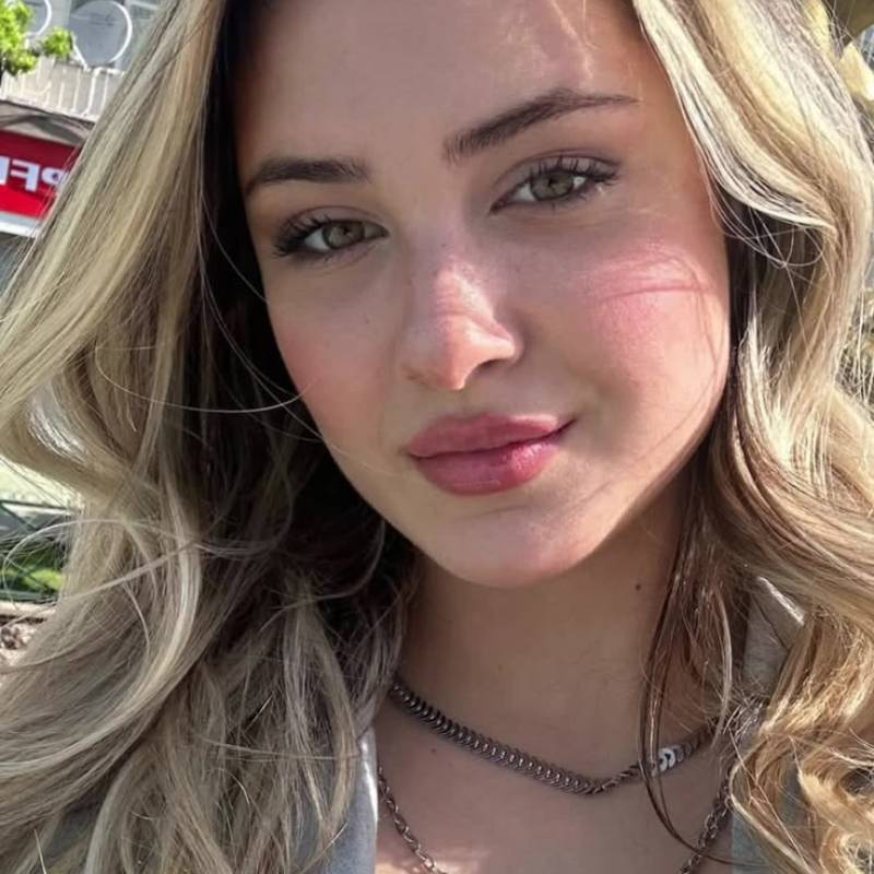 Wendy, 31, Ez Zahra