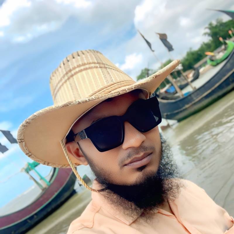 KHAN, 31, Armentires