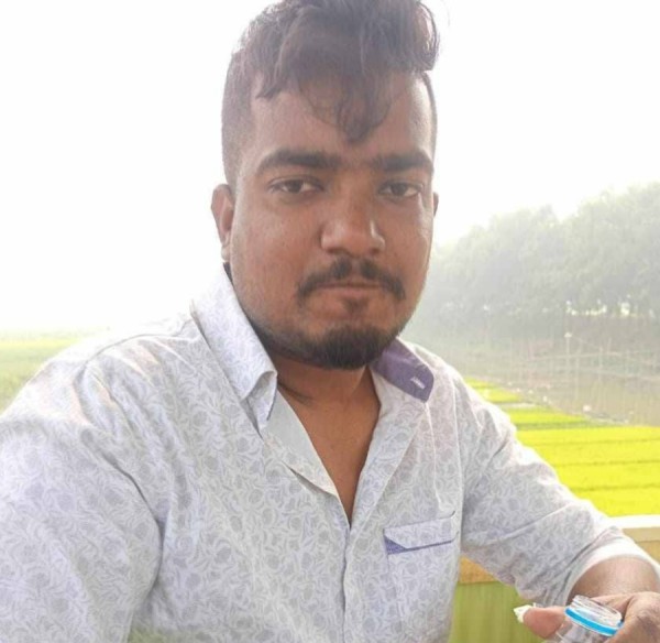 Hussain, 26, Douarnenez