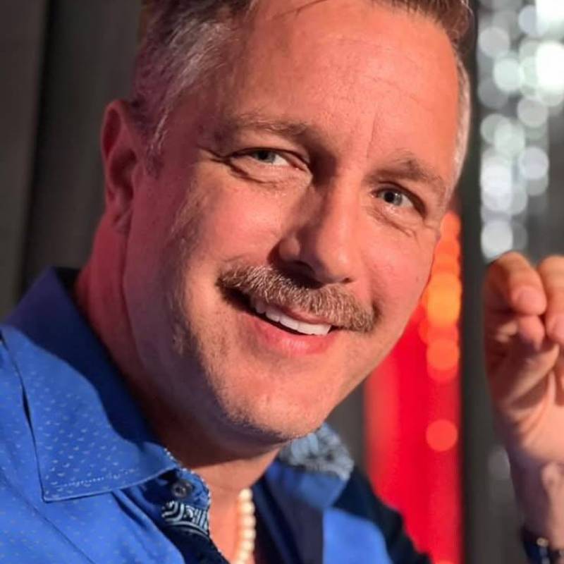 Charlie, 53, North Shields