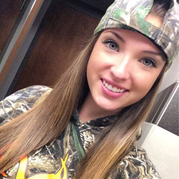 wendy river, 32, Framingham
