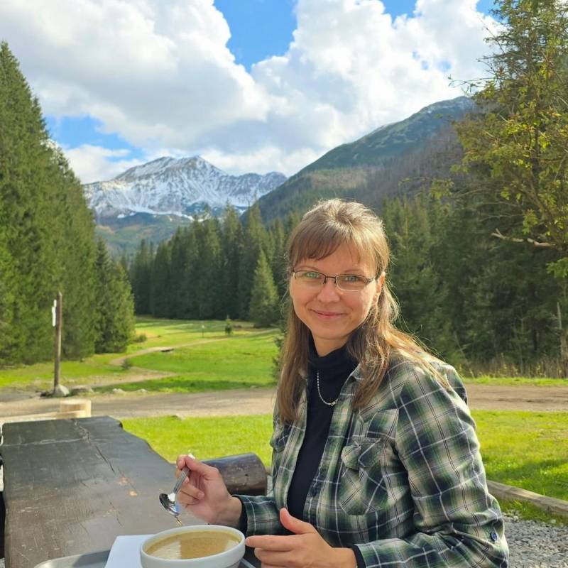 Edyth, 45, Caldas