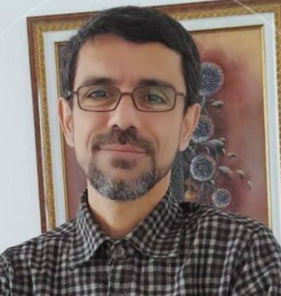 Ramtin, 49, Flers