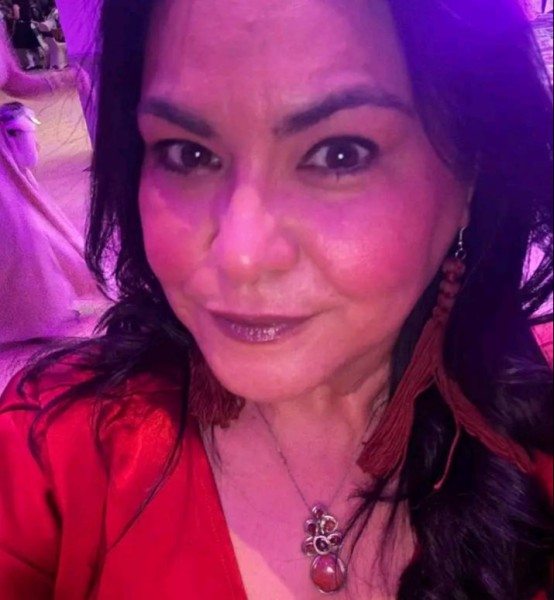 Elina, 53, Markham