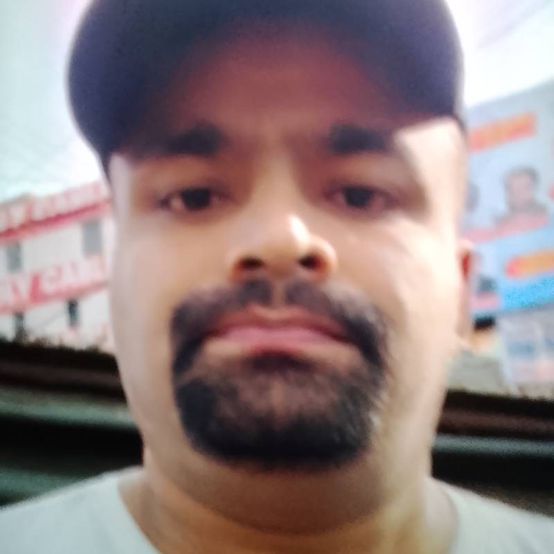 M M, 30, Montclair