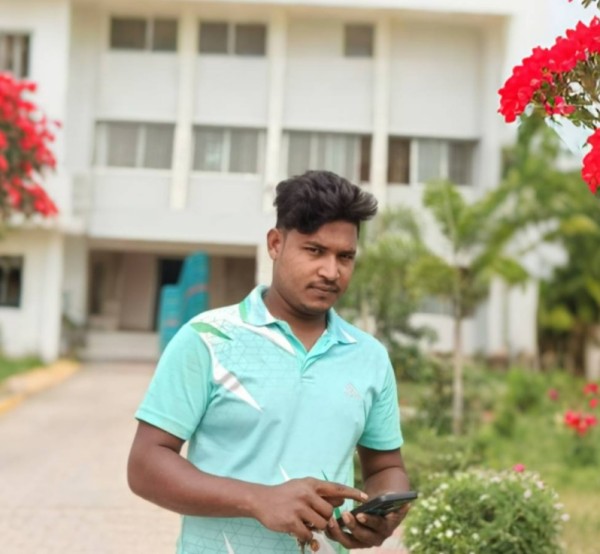 Rayhan, 22, North Eastern