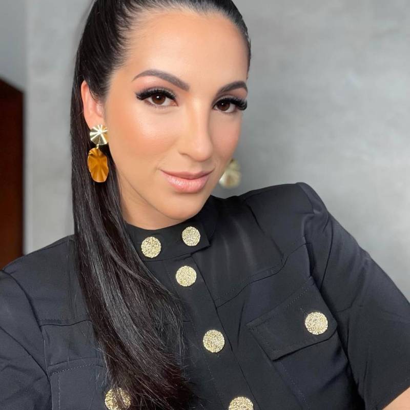 Amore, 50, Horwich