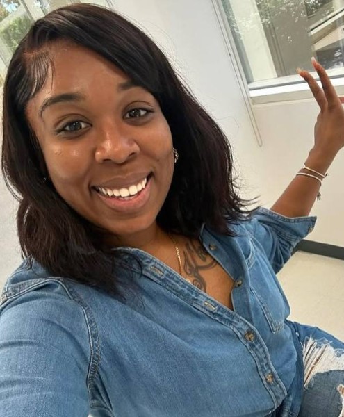 Briana, 33, Begoro
