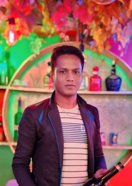 Mokter, 23, Ban Tom Klang