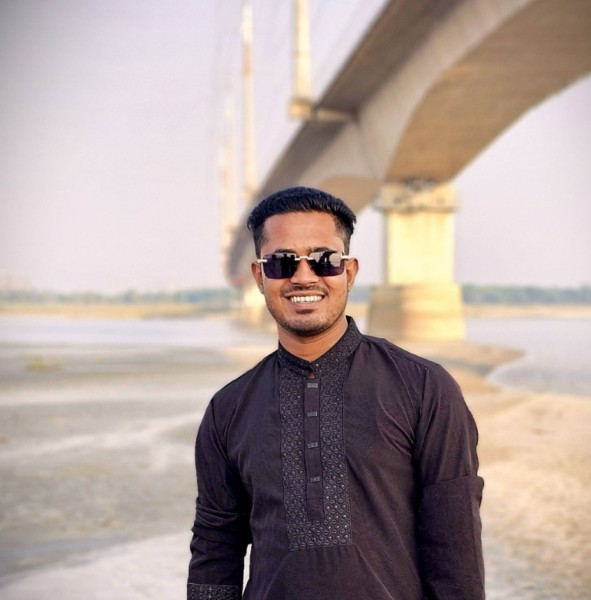 Robiul, 27, Dng H