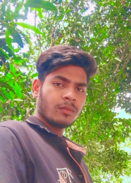 SAHAJAN, 21, Rombas