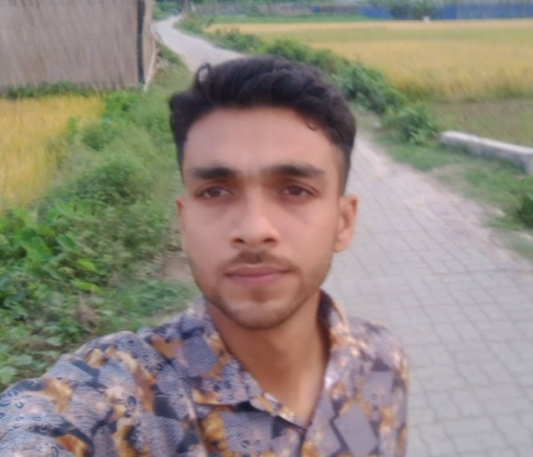 Emrul Kayes, 22, Ormoz