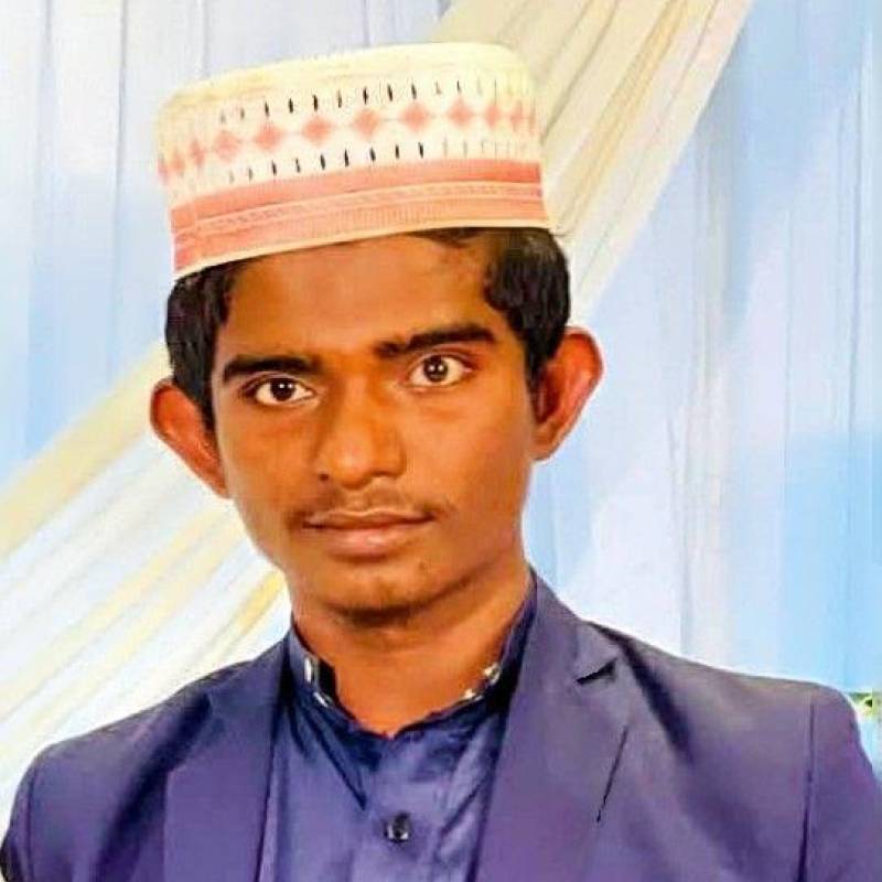 Md Rakib Hussen, 21, Bajos De Haina