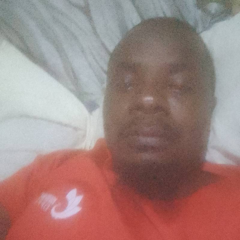 Olumide, 31, Rebro