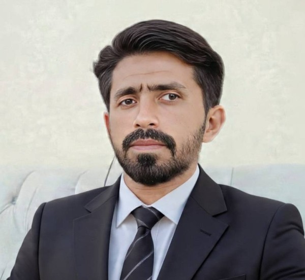 Reyad, 30, Owicim