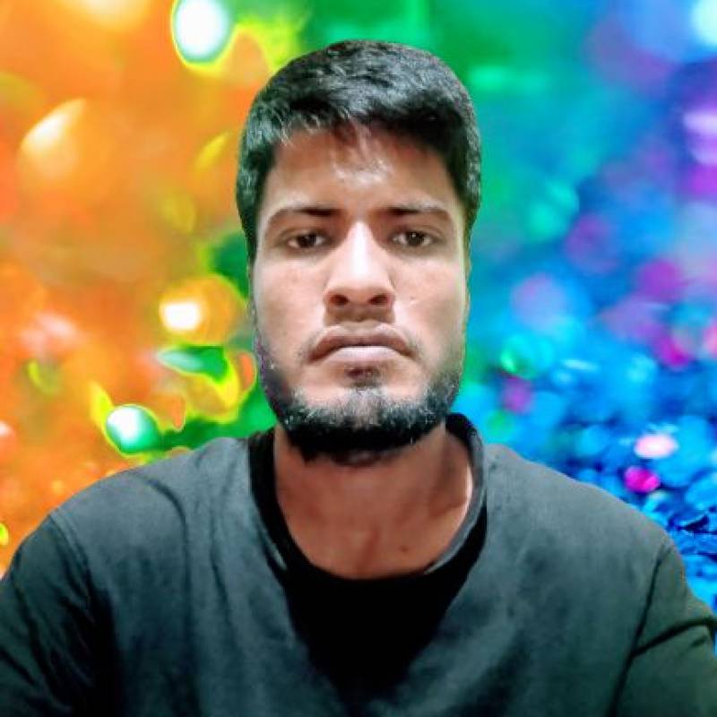 Yeachin, 29, Almada