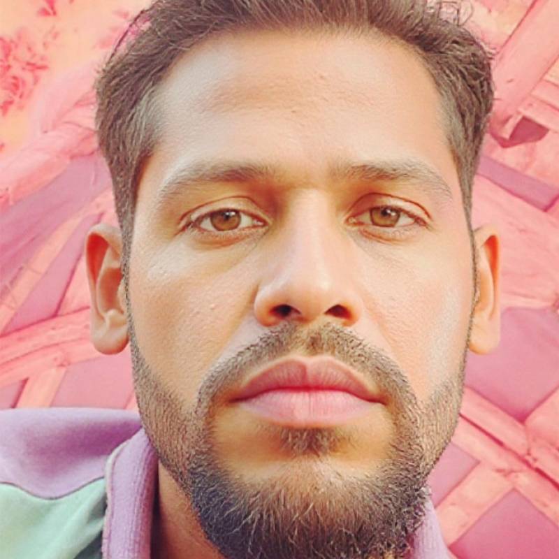 Shimul, 36, Corat