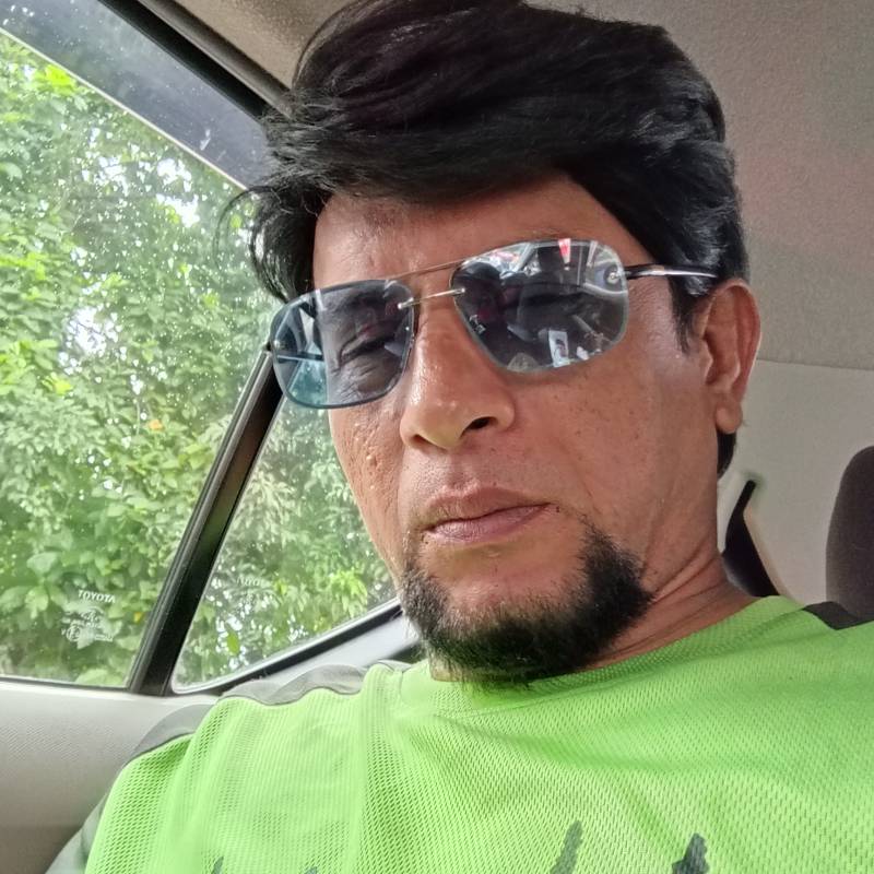 Fayjal, 41, Eagle