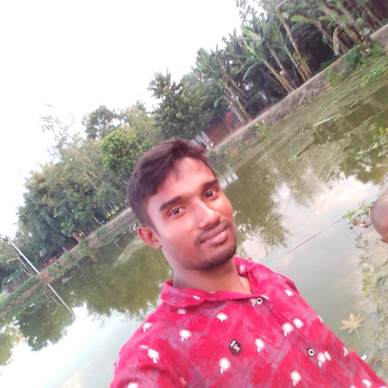 Alom, 29, Baramla