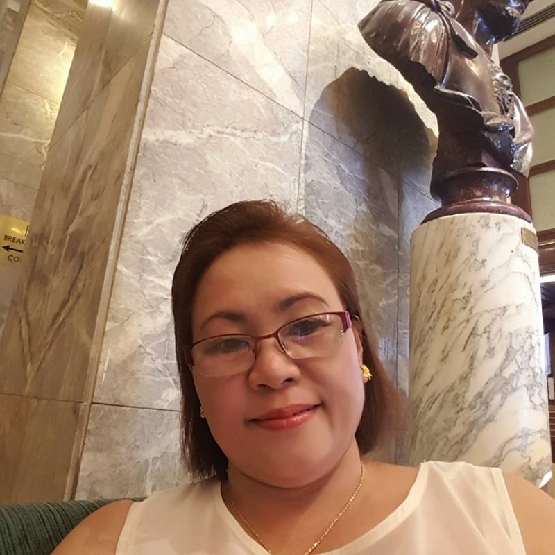 Pat, 51, Shoreline
