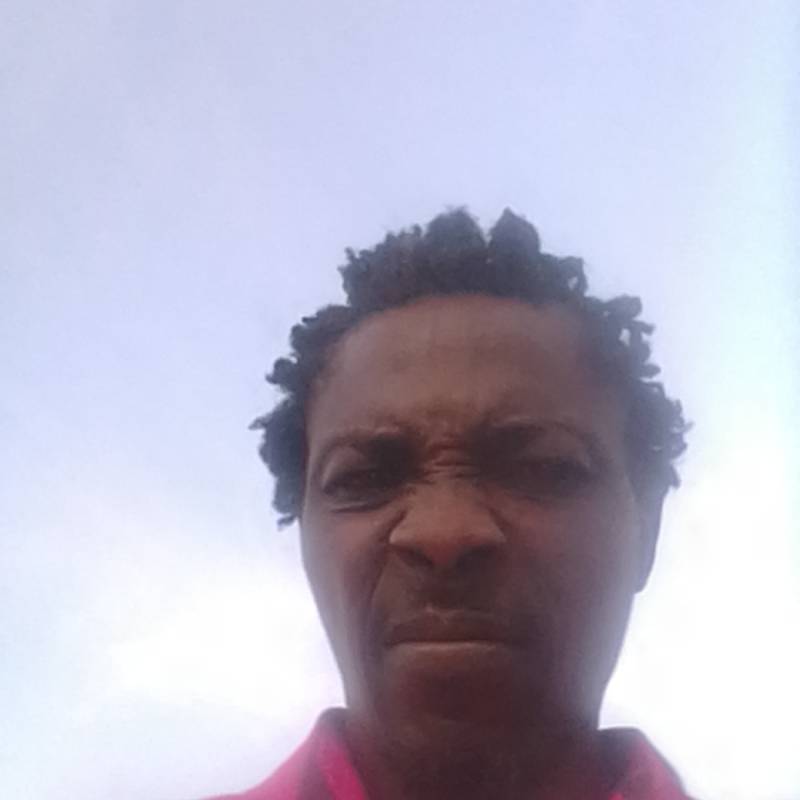 Segzy, 47, Chilmil