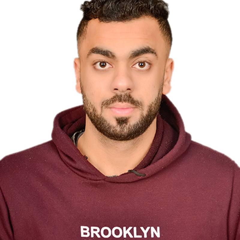 Ahmed, 26, Irlam