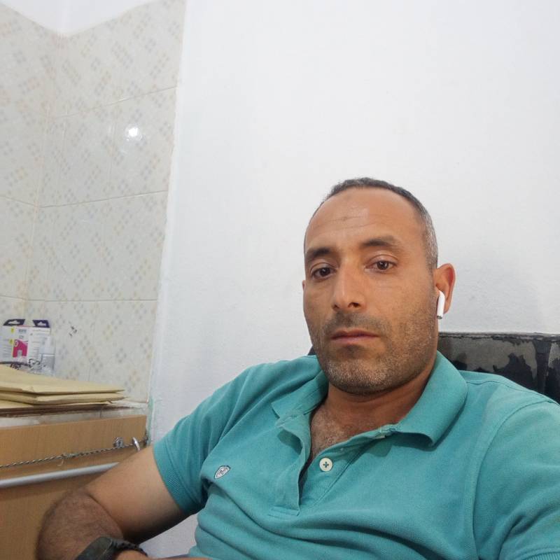 https://saymehi.com dating Midou1233 in Tunisia