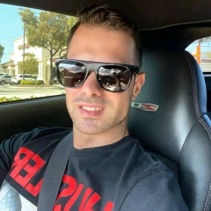 https://saymehi.com dating Elufem in Netherlands